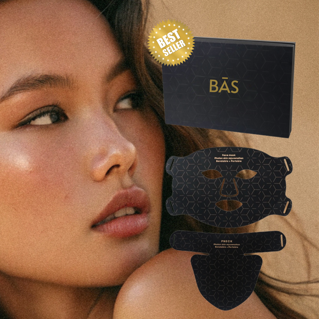 #1 Selling LED Face & Neck Light Therapy Mask Kit | White